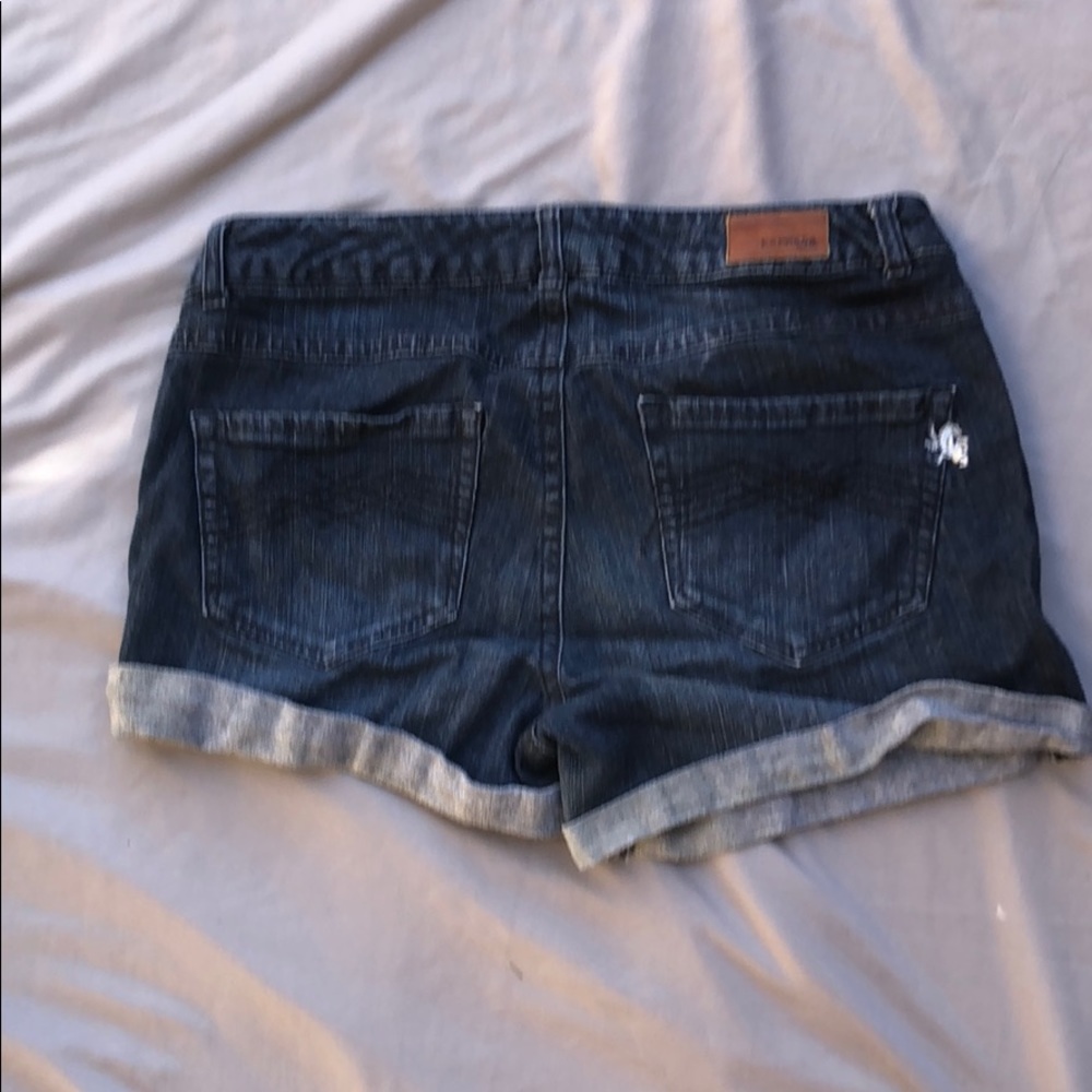 Express shorts - Picture 2 of 2